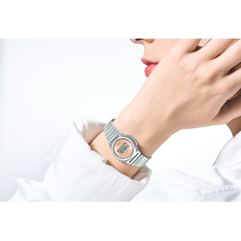 OROLOGIO CASIO VINTAGE LA700WE-4AEF